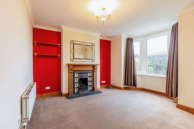 4 bedroom end of terrace house for sale