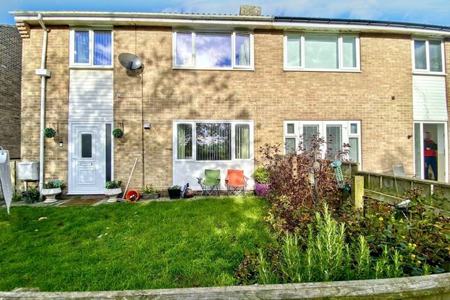 Hillcrest Place, Hesleden... 3 bed semi