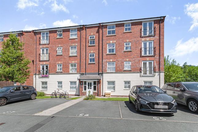 Lilac Gardens, Bolton 2 bed flat for sale