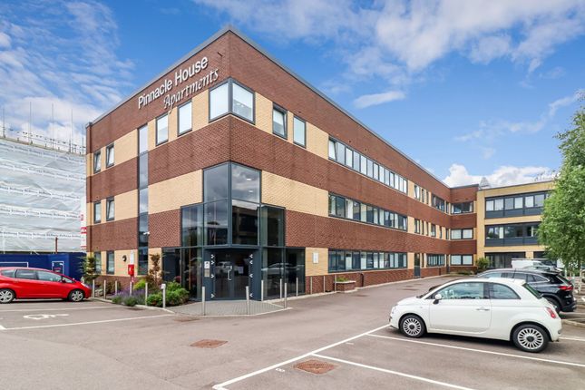 Home Park Mill Link, Pinnacle House... 2 bed flat for sale