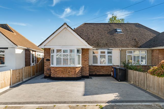 2 bedroom semi-detached bungalow for sale