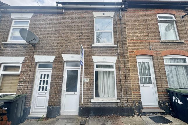 Cobden Street, Luton, LU2 0NG 2 bed terraced house for sale