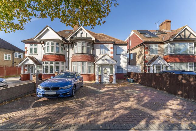 Great West Road, Hounslow TW5 5 bed semi
