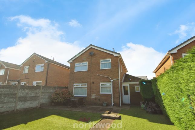 Clifton Drive, Doncaster DN5 3 bed detached house for sale