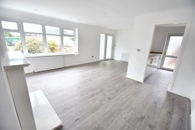 Oakwell Drive, Bury, BL9 3 bed detached bungalow for sale