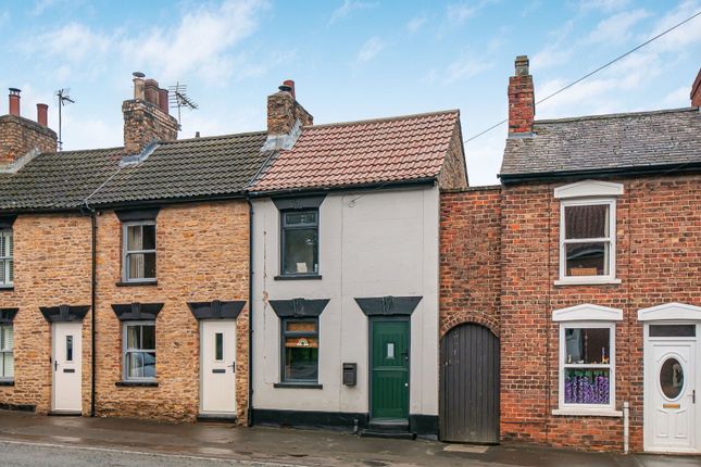 Market Place, Brough HU15 2 bed end of terrace house for sale