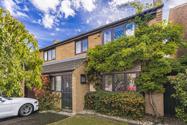 Derwent Road, Bicester, OX26 4 bed detached house for sale