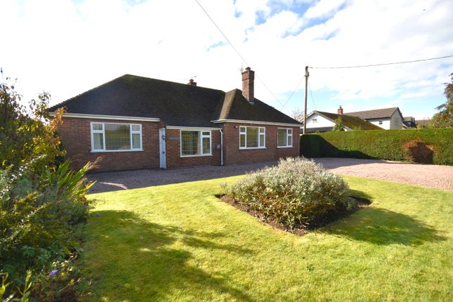 Cross O'th Hill, Malpas 2 bed detached bungalow for sale