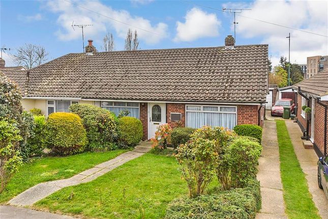 Edward Gardens, Wickford, Essex 3 bed semi