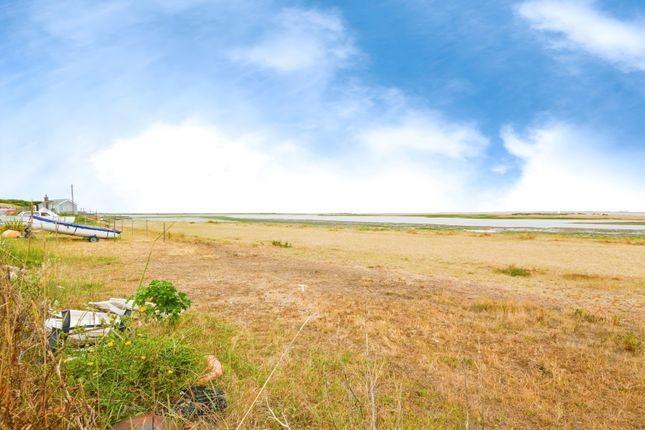 2 bedroom detached house for sale