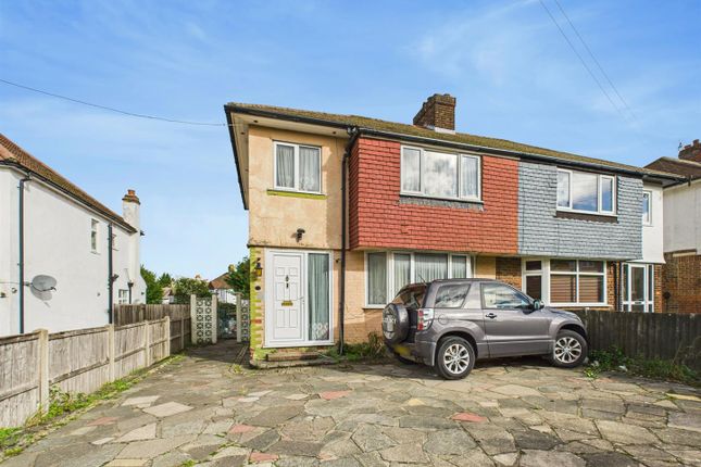 Longlands Avenue, Coulsdon CR5 3 bed semi