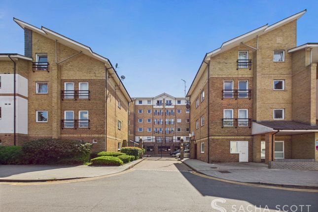 Melbourne Road, Salisbury House, SM6 2 bed apartment for sale