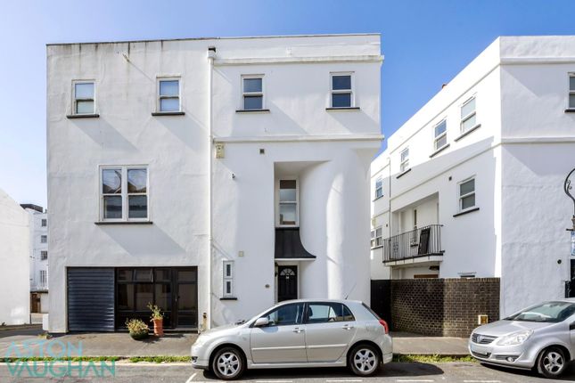Rock Grove, Brighton BN2 4 bed townhouse for sale