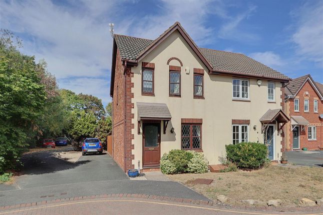 2 bedroom semi-detached house for sale