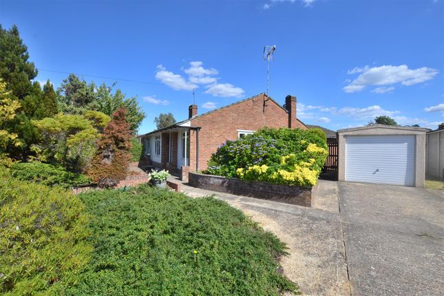2 bedroom semi-detached bungalow for sale