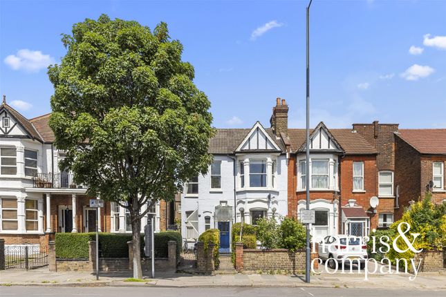 Wrottesley Road, London 2 bed flat for sale