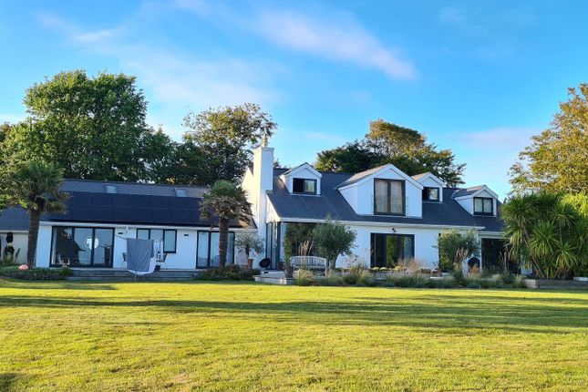 West Lawn, a 5 bedroom house in... 5 bed house for sale
