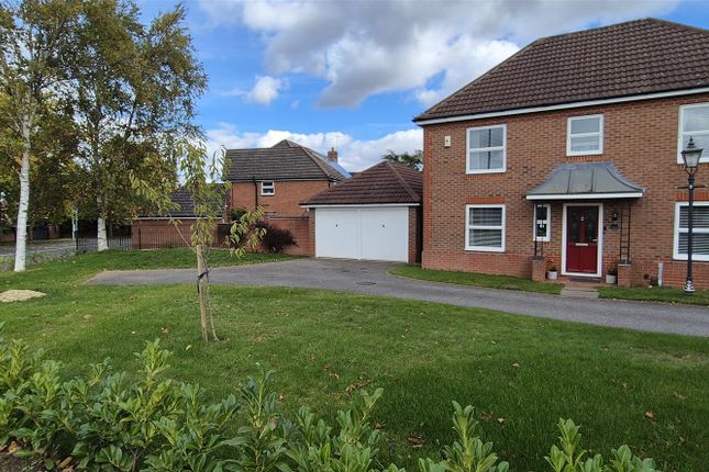 4 bed detached house
