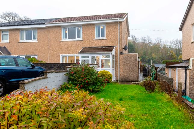 3 bed semi-detached house