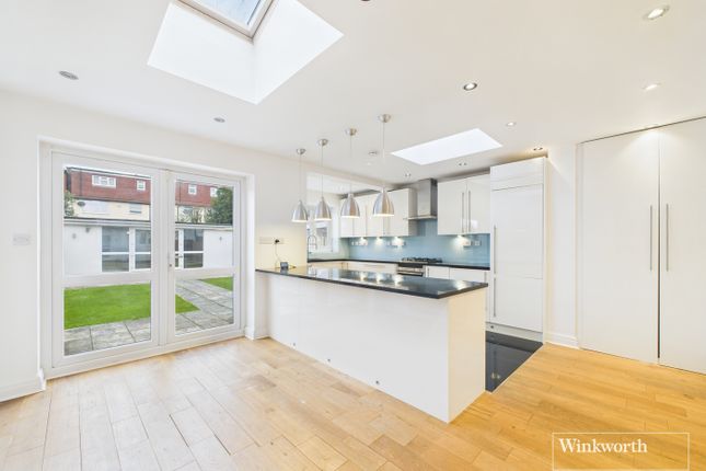 Dorchester Way, Middlesex HA3 4 bed semi