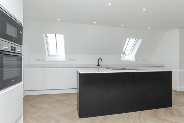 St. Georges Terrace, Herne Bay, Kent... 3 bed penthouse for sale