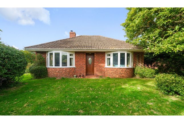 3 bedroom detached bungalow for sale