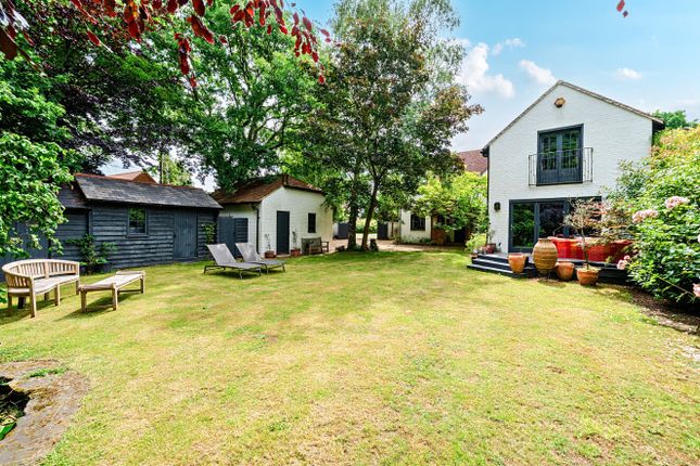Old Forest Road, Wokingham RG41 4 bed detached house for sale
