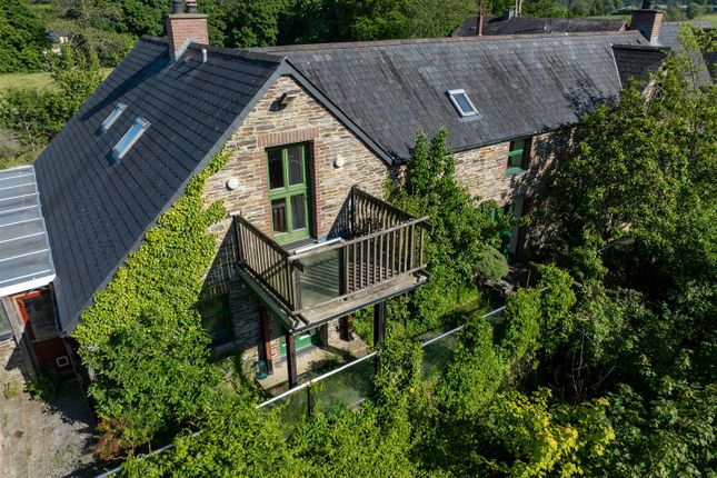 Llechryd, Cardigan 4 bed detached house for sale