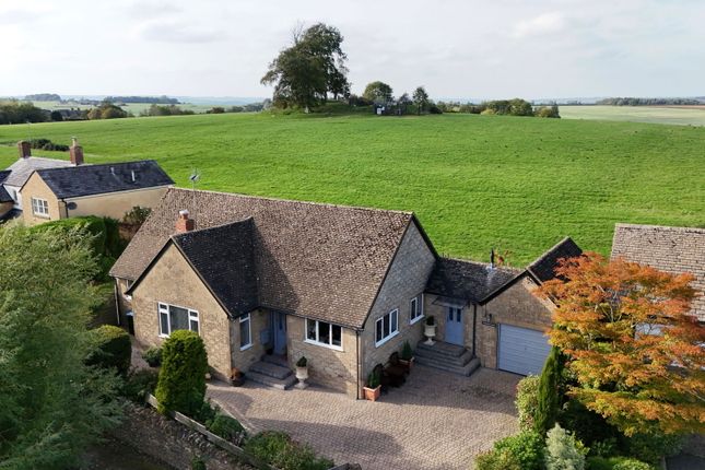 The Green, Witney OX29 3 bed detached house for sale