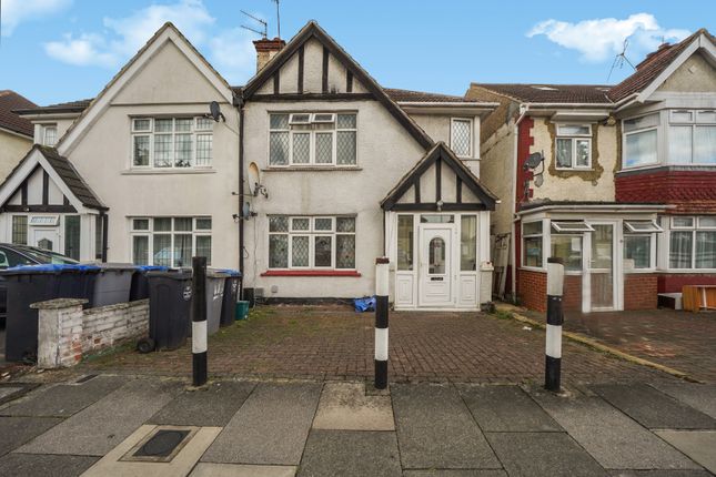 St. Johns Road, Wembley, HA9 3 bed semi