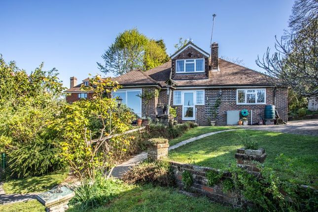 2 bedroom detached house for sale