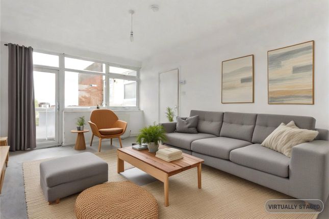 Palace Road, London, SW2 2 bed apartment for sale