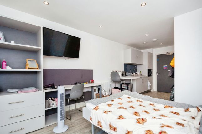 1 bed flat