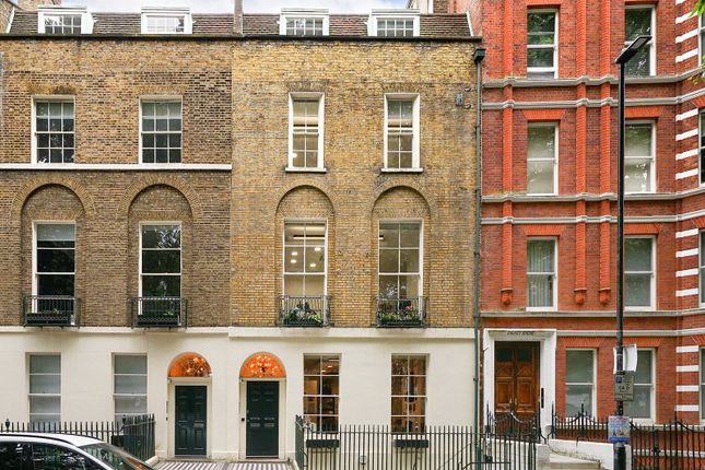 Red Lion Square, Bloombury, London, WC1R 5 bed terraced house for sale