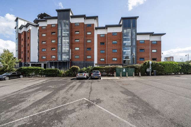 Rope Quays, Hampshire PO12 2 bed flat for sale