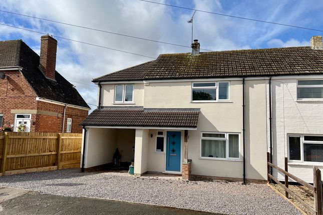 Kings Close, Letcombe Regis, Wantage... 4 bed semi