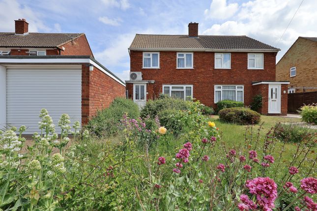 3 bed semi-detached house