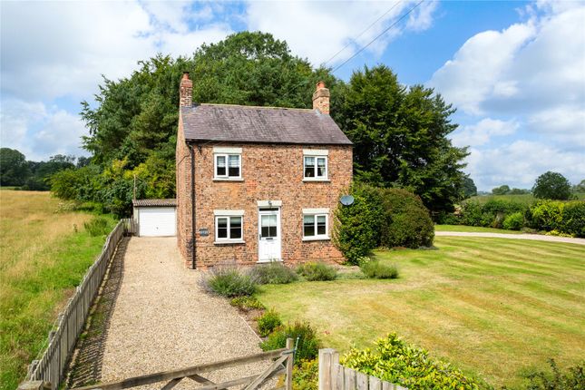 3 bed detached house