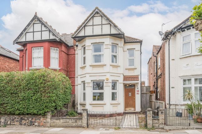 Melrose Avenue, London, NW2 4JX 3 bed semi
