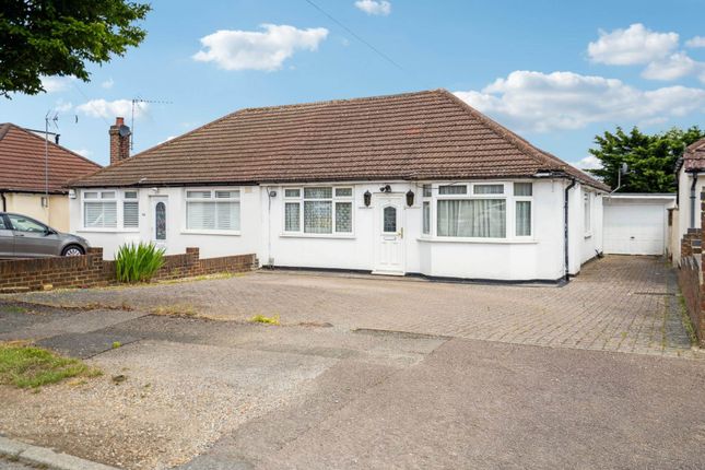 Compton Place, Carpenders Park 3 bed semi