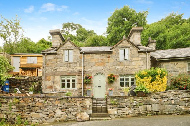 2 bedroom detached house for sale