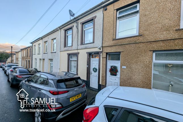 Victoria Street, Mountain Ash 3 bed terraced house for sale