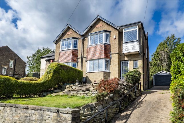 York Avenue, Huddersfield, West... 3 bed semi
