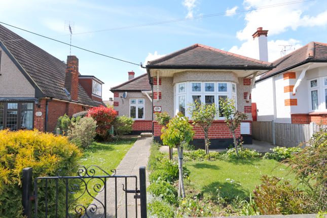 2 bed detached bungalow