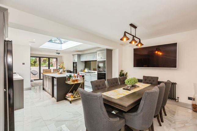 Can Yr Eos, Morriston, Swansea, SA6 3 bed semi