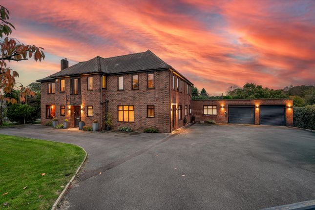 6 bedroom detached house for sale