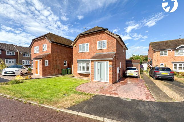 Glendale, Swanley, Kent, BR8 3 bed detached house for sale