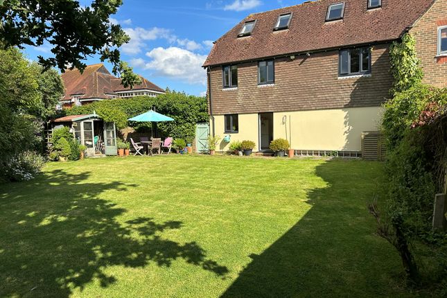 Brew House Road, Brockham, Betchworth 2 bed semi