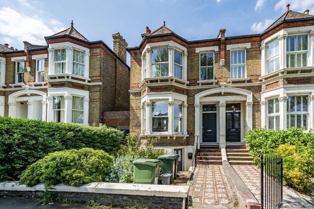 5 bedroom semi-detached house for sale