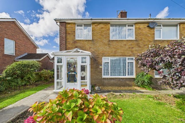 21 Stokes Avenue, Haverfordwest 3 bed semi